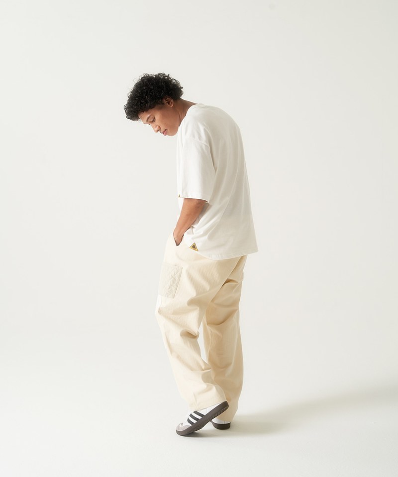 Logo圖Tee Felt Logo Tee