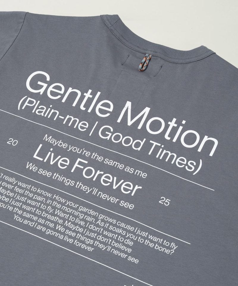 GTS0111-252 聯名標語印花短袖 TEE LIVEFOREVERTEE
