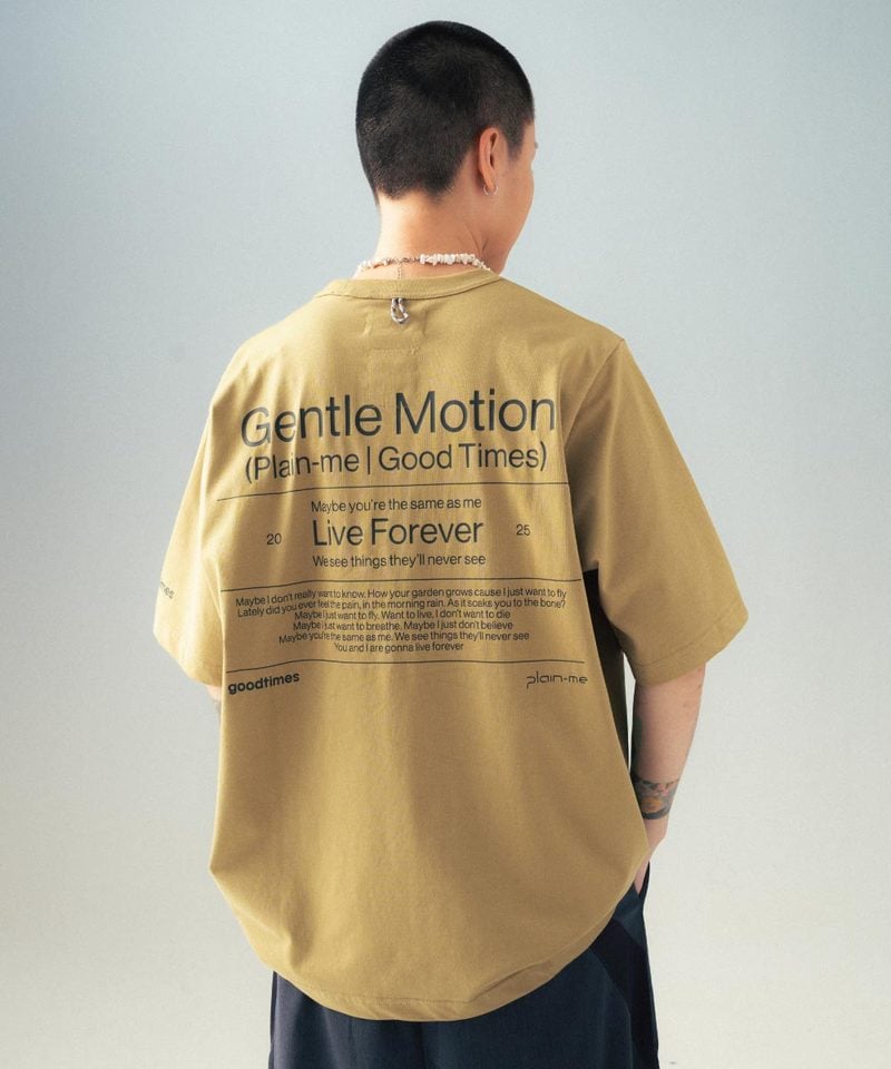 GTS0111-252 聯名標語印花短袖 TEE LIVEFOREVERTEE