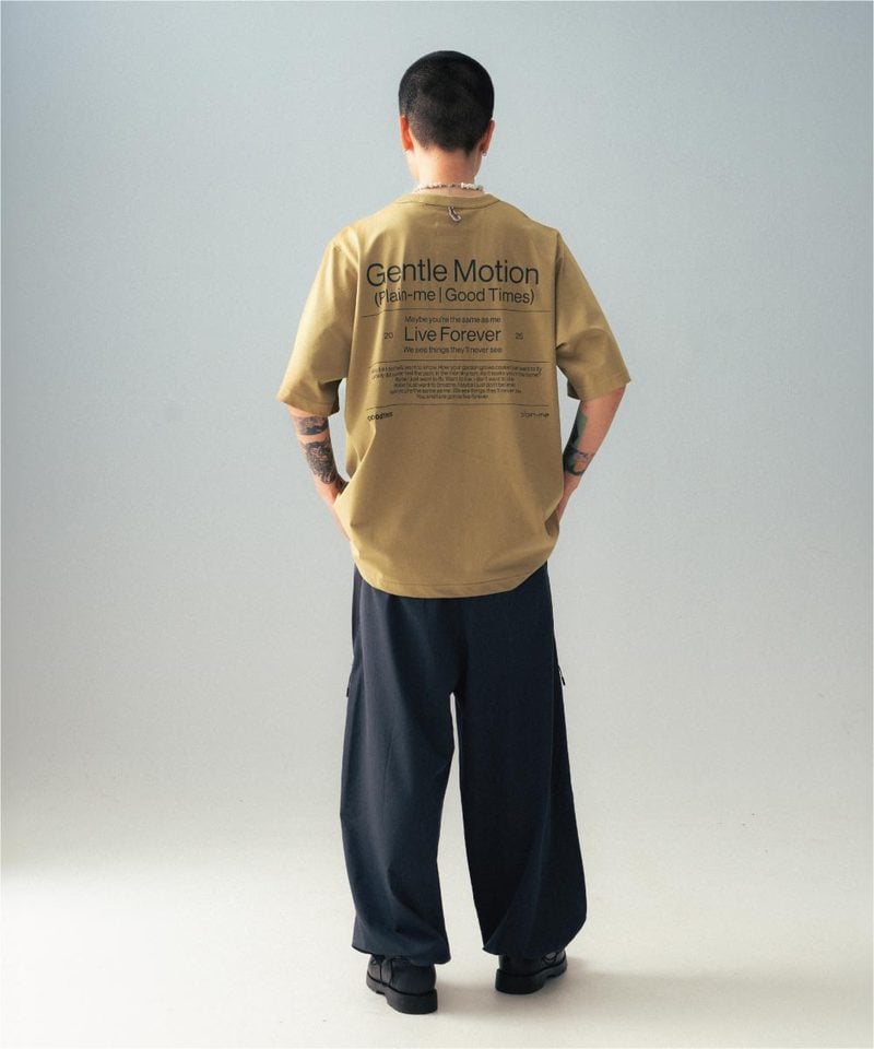 GTS0111-252 聯名標語印花短袖 TEE LIVEFOREVERTEE