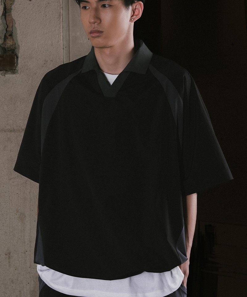 V領襯衫 SMOCK TECH SHIRT