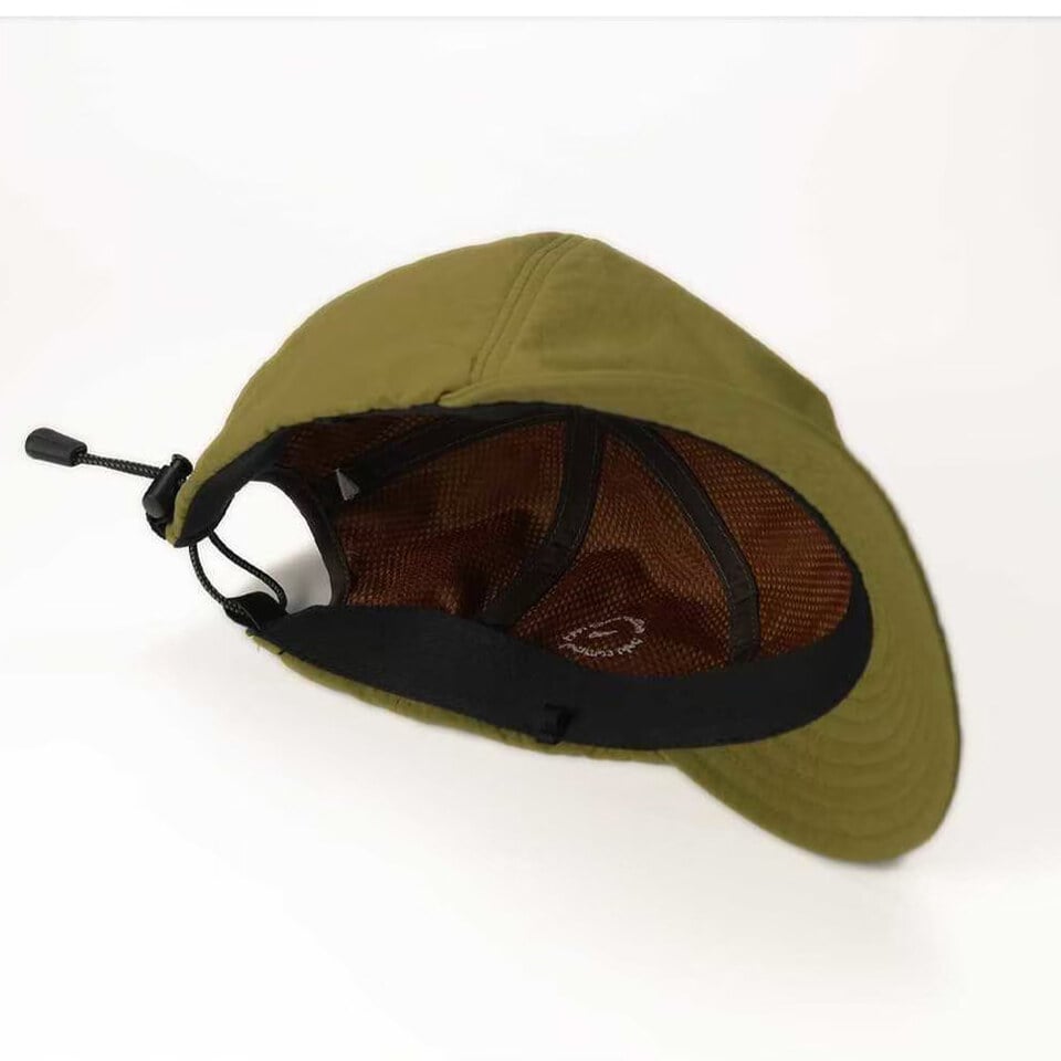 弧形 Logo 帽 Bend Banner Cap