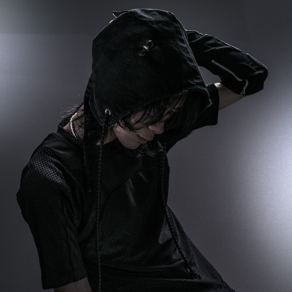 雙面蛇紋皮帽 Shedding Coif