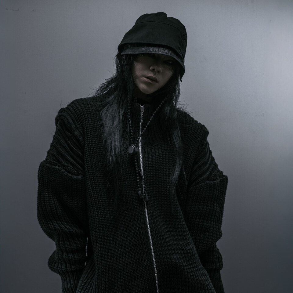 錯位漁夫帽 A Thoughtful Bucket Hat - Glitched