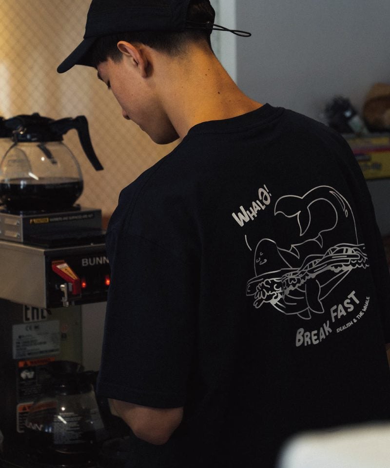 IDE0131-251 聯名 餵我早餐印花上衣 WHALe Tee
