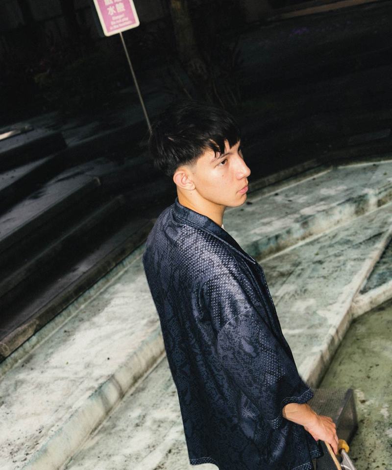 IDE0209-251 蛇紋襯衫 Skin Shirt