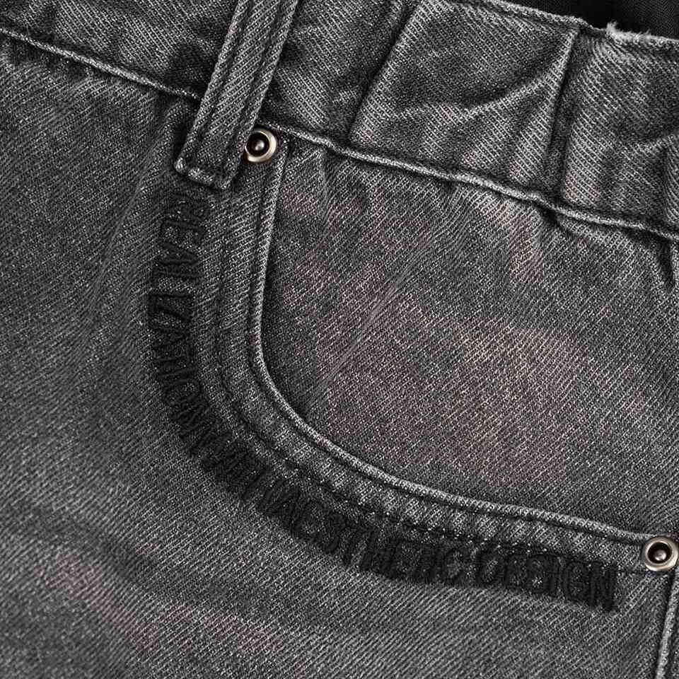 破壞牛仔短褲 Ripped Shorts