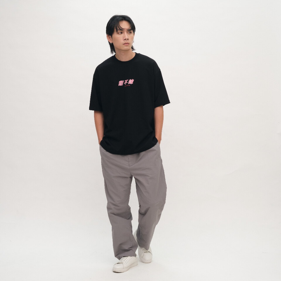 樸然煮甜不辣TEE