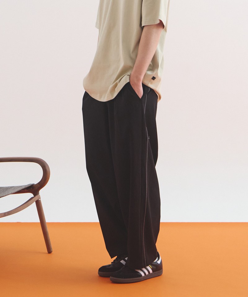 KFK1601-241 KFK 跑到飛錐形休閒西裝褲 Trousers