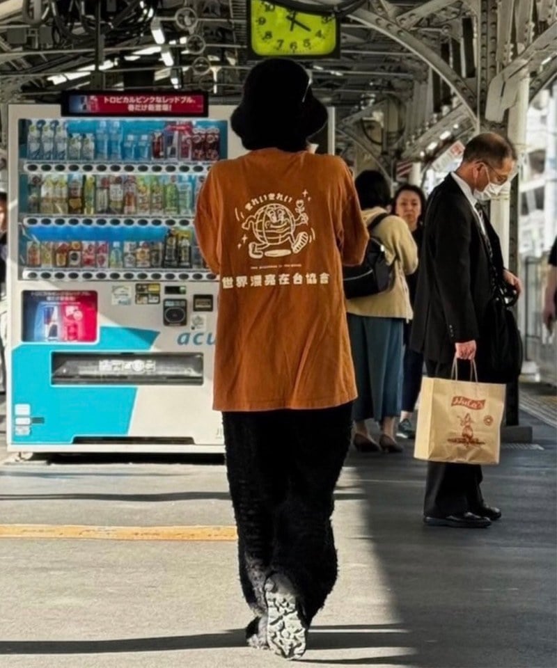 KRL9904-251 協會の漂亮會服