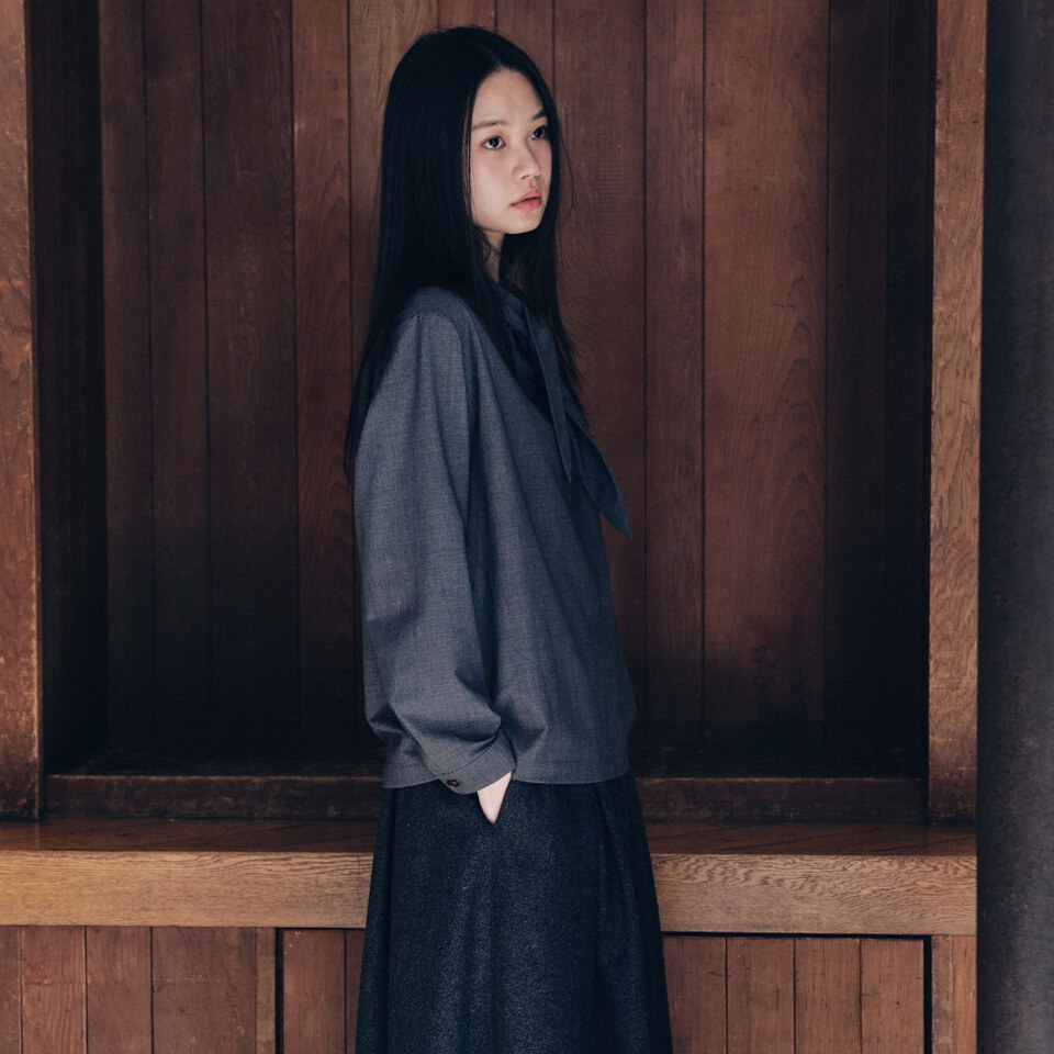 MLN0001-262 圍巾領上衣 scarf t-shirts