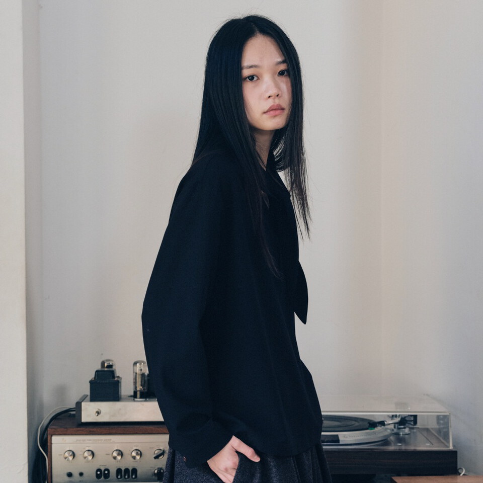 MLN0001-262 圍巾領上衣 scarf t-shirts