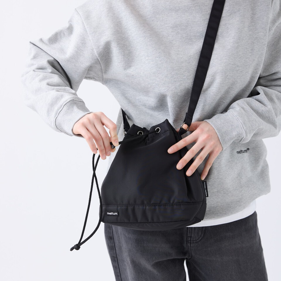 束口包 x PACKING COMPACT DRAWSTRING BAG