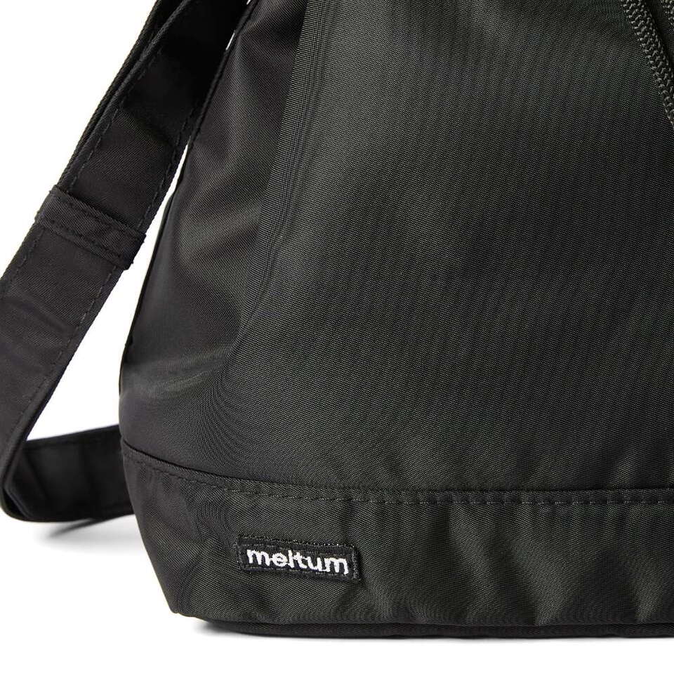 束口包 x PACKING COMPACT DRAWSTRING BAG