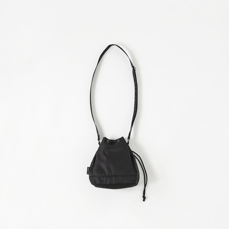 束口包 x PACKING COMPACT DRAWSTRING BAG