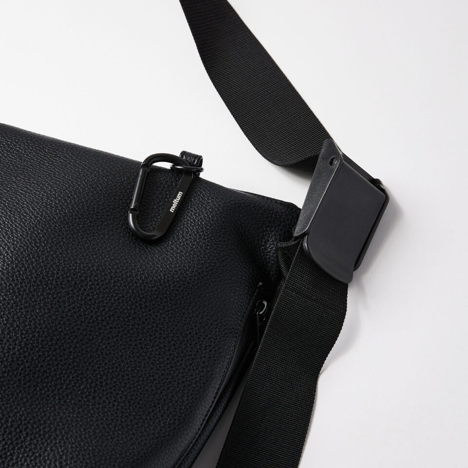 郵差包 LEATHER MESSENGER BAG(M)