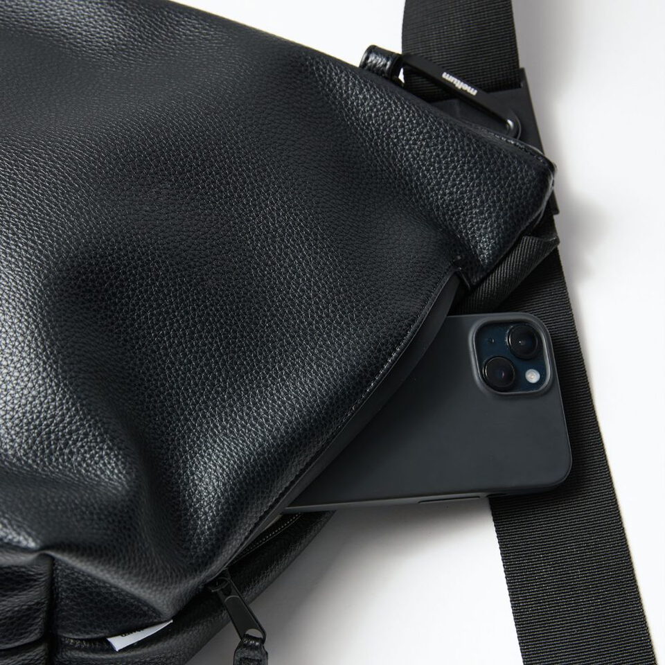郵差包 LEATHER MESSENGER BAG(M)