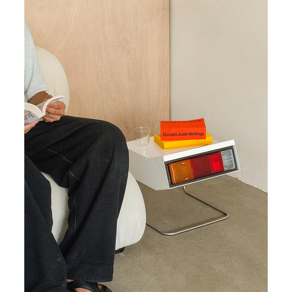 車燈邊桌 L300 Car Light Side Table