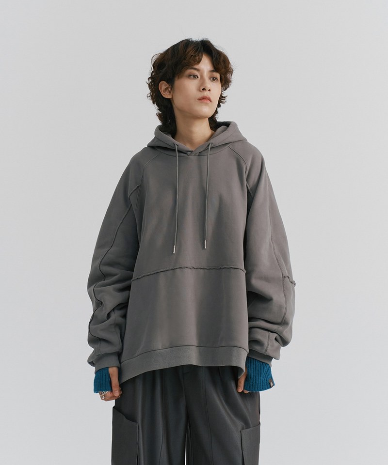 MELSIGN x mouggan 短版鬚邊刷絨連帽TEE