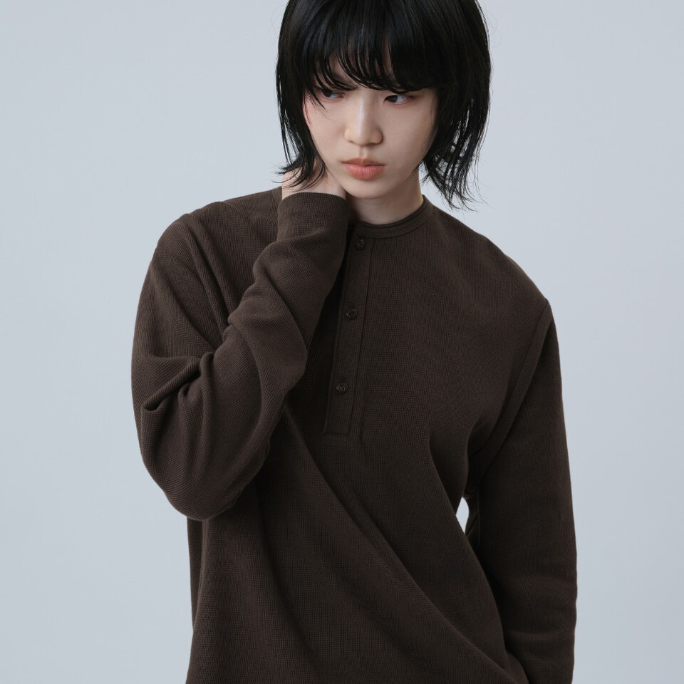 亨利領長袖 MEL. Henley LS Tee