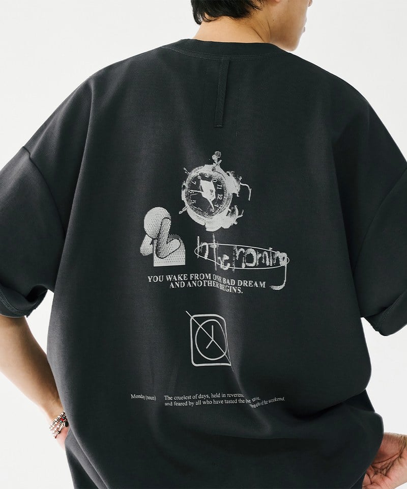 印花上衣 Mon. Wake Me Never Tee