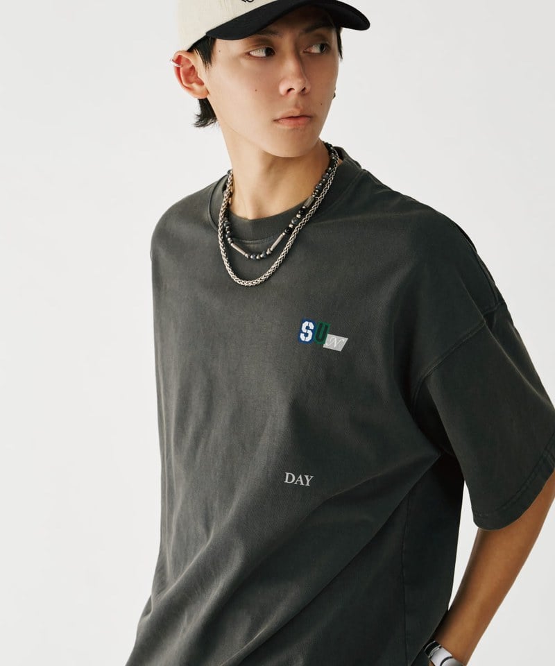 MSN0131-252 星期天Tee Sun. Weekly Dilemma Tee