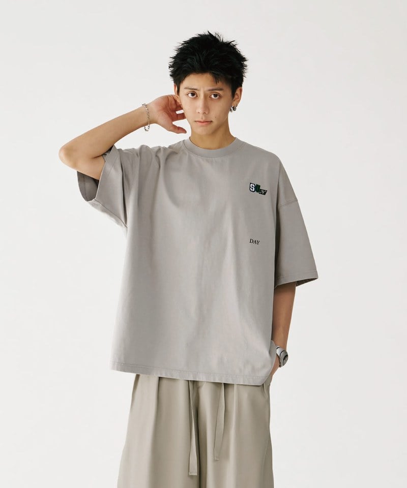 星期天Tee Sun. Weekly Dilemma Tee