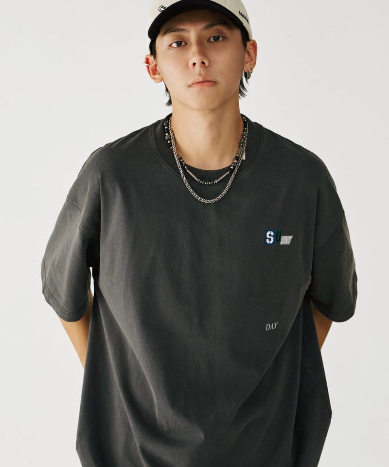 星期天Tee Sun. Weekly Dilemma Tee