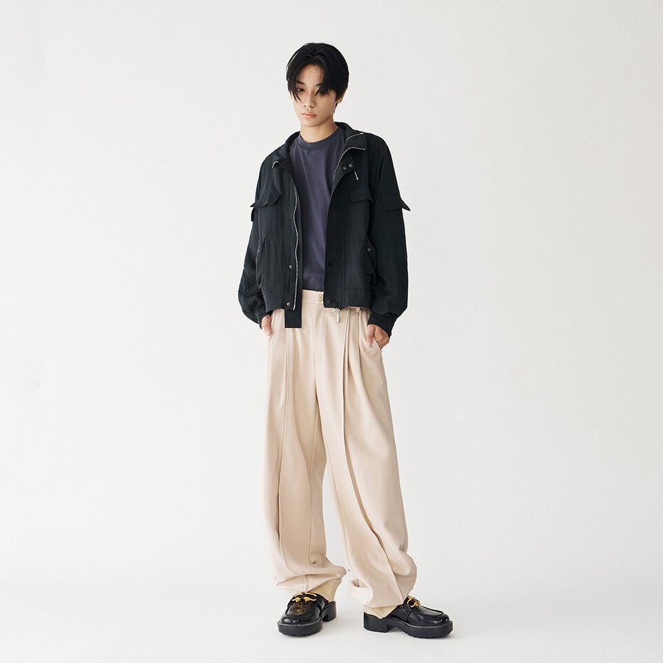 立體口袋拉鍊短外套 Zip up Pocket Short Jacket