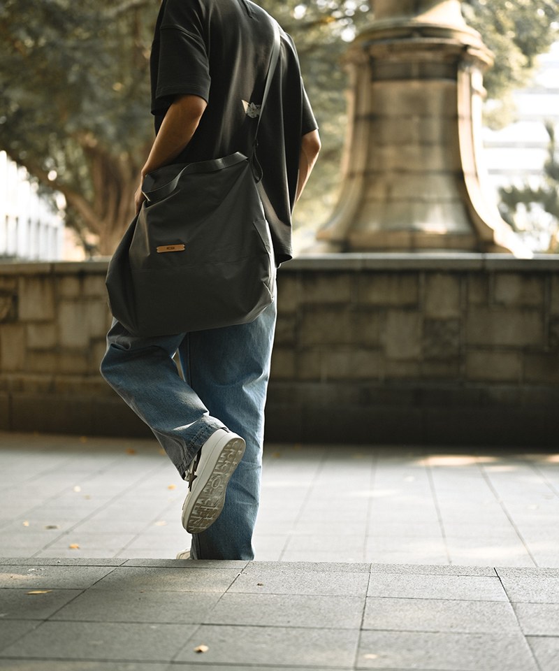 MELSIGN 直筒牛仔褲 Label Deep Denim