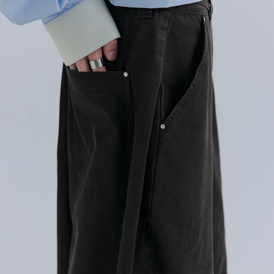 極簡七分褲 Cropped Drapey Baggy Pants