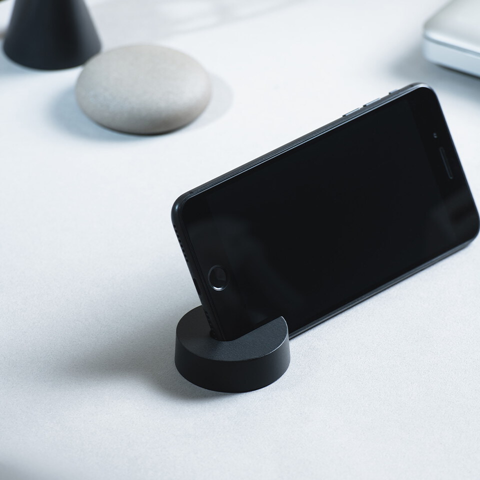 NBT9928-252 合器 手機架 Tablet Rack