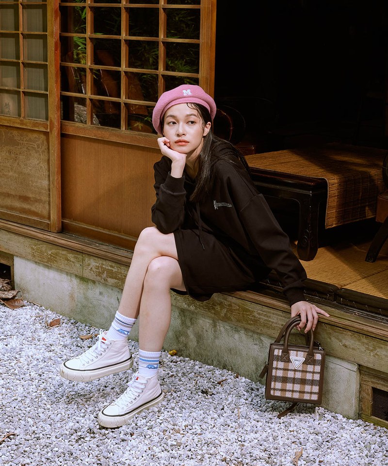 女款正肩連帽洋裝