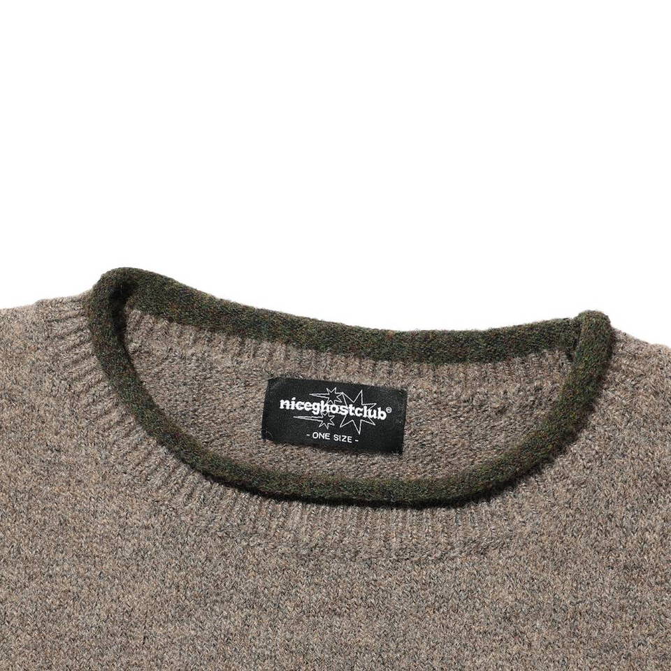 小熊針織上衣 BEAR GRAPHIC WIDE CROP KNIT