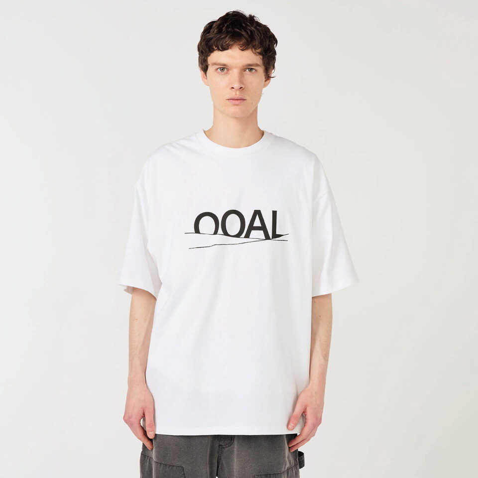 短袖上衣 OOAL Graphic Tee