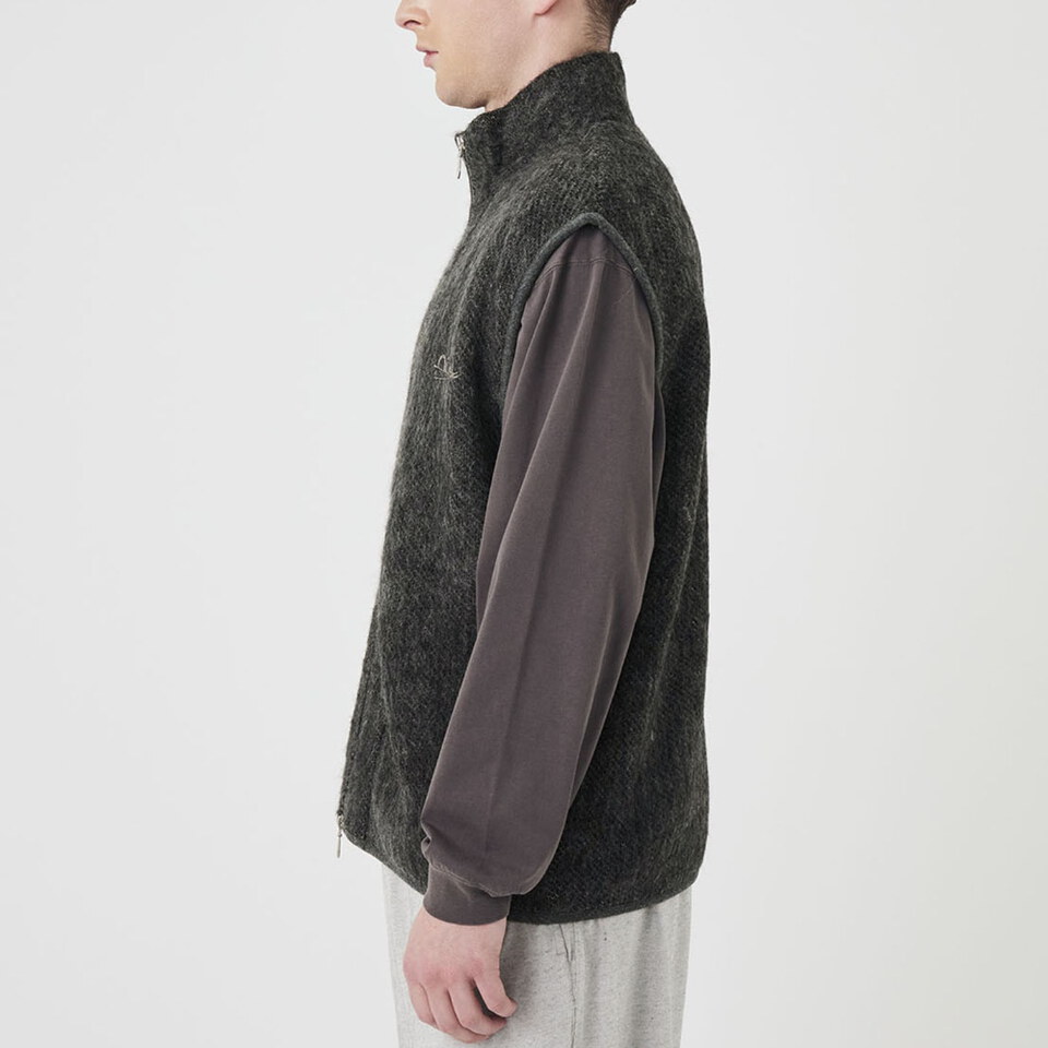 NMA0506-262 馬海毛拉鍊背心 OOAL Zip Up Mohair Vest
