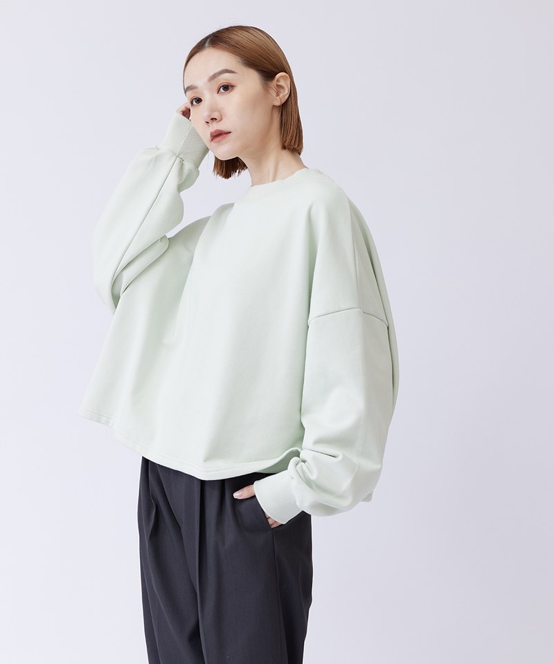 女款短版Oversize大學Tee