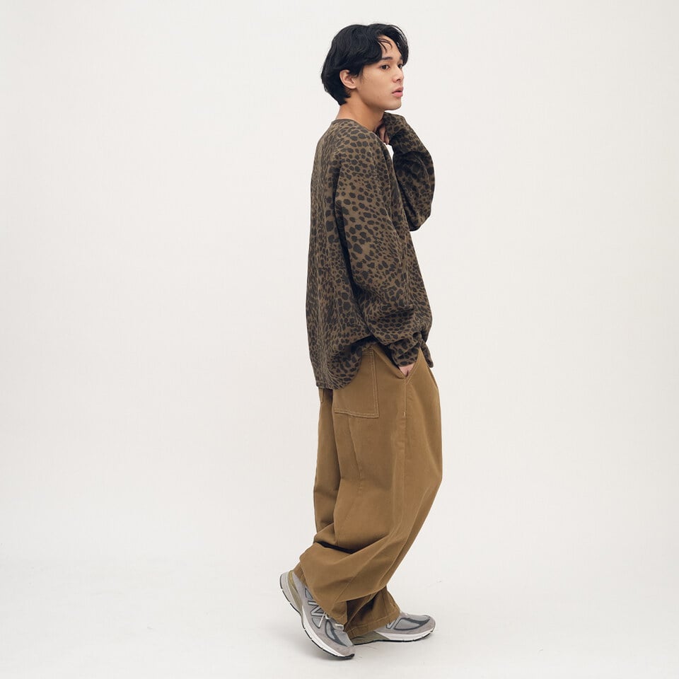 OPM0122-252 豹紋棉質長TEE