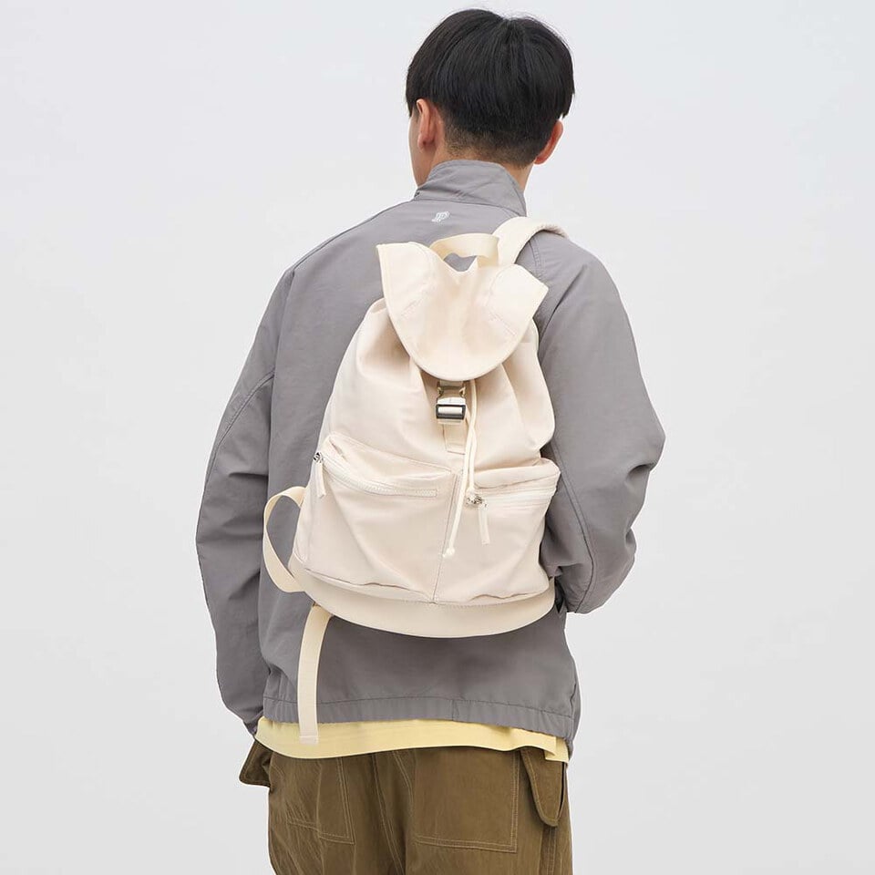 OPM3009-251 尼龍束口大口袋後背包