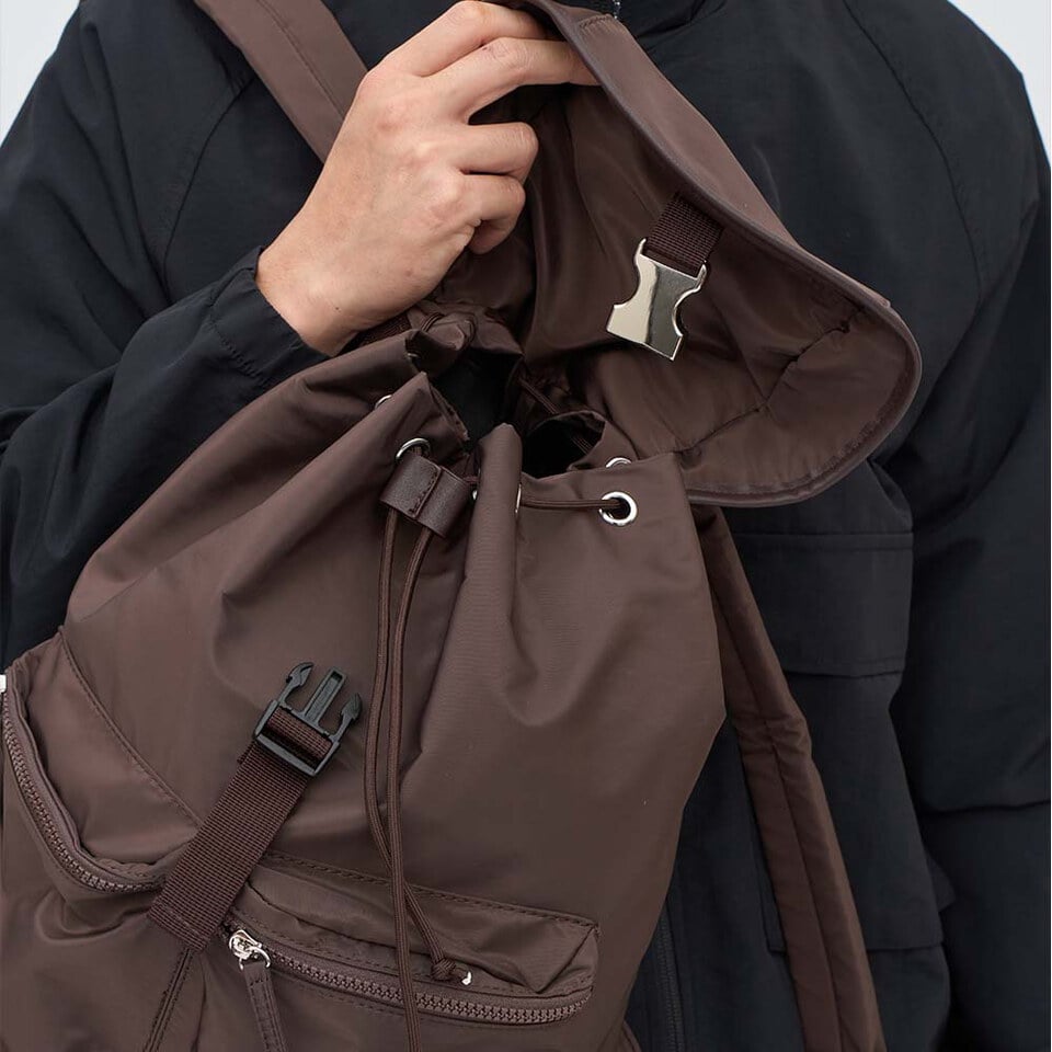 OPM3009-251 尼龍束口大口袋後背包