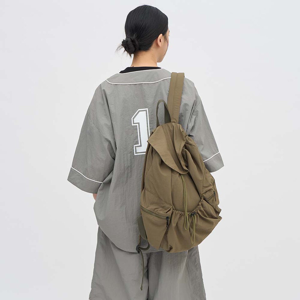 尼龍皺褶抽繩後背包