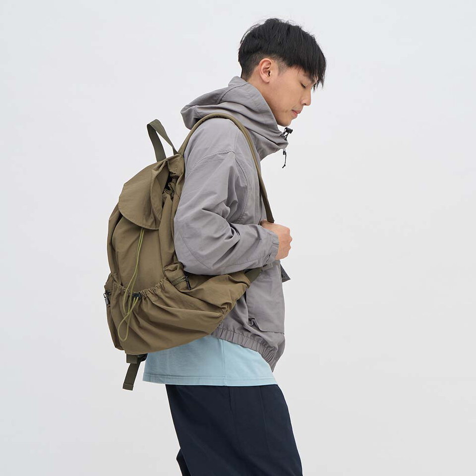 尼龍皺褶抽繩後背包
