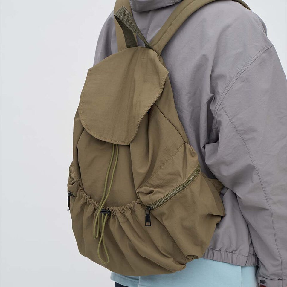 OPM3010-251 尼龍皺褶抽繩後背包