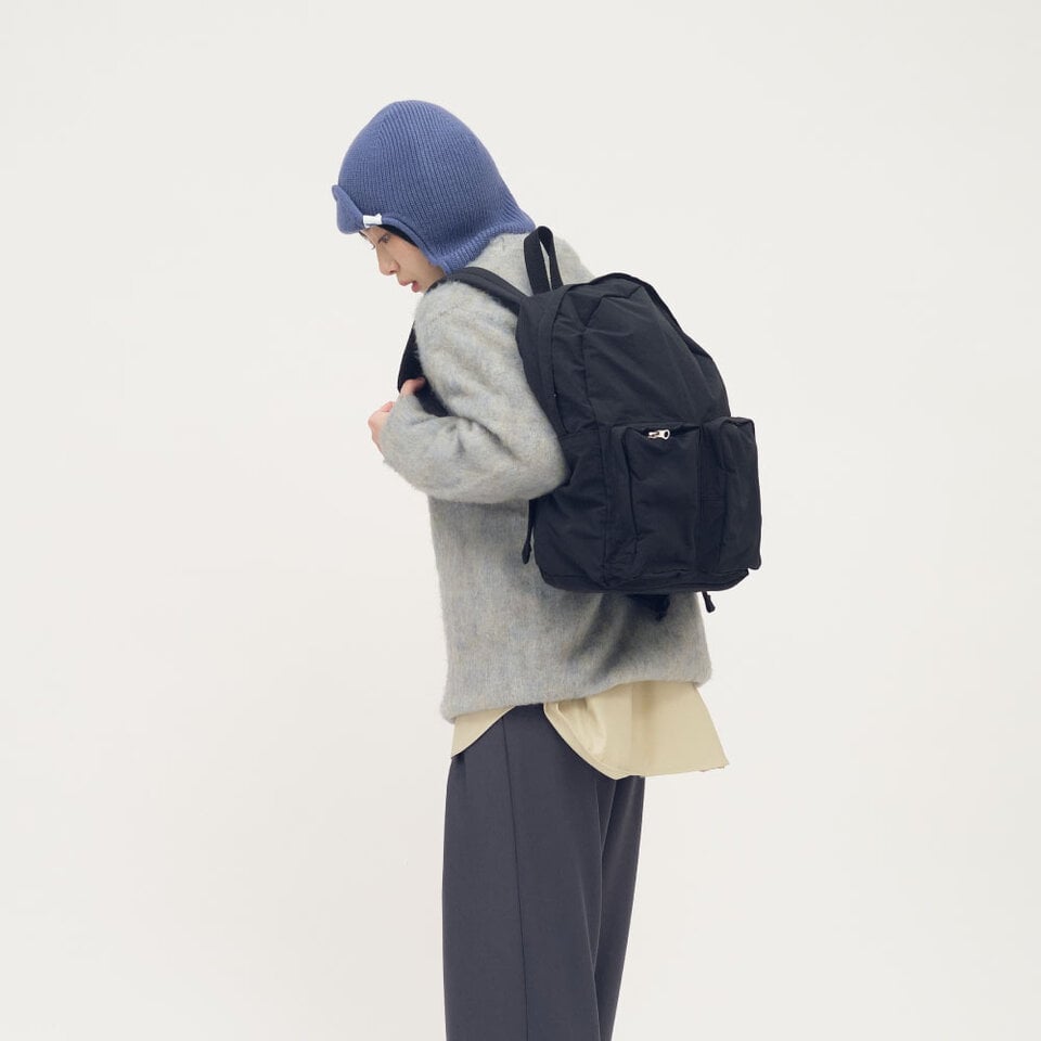 尼龍立體口袋雙肩包