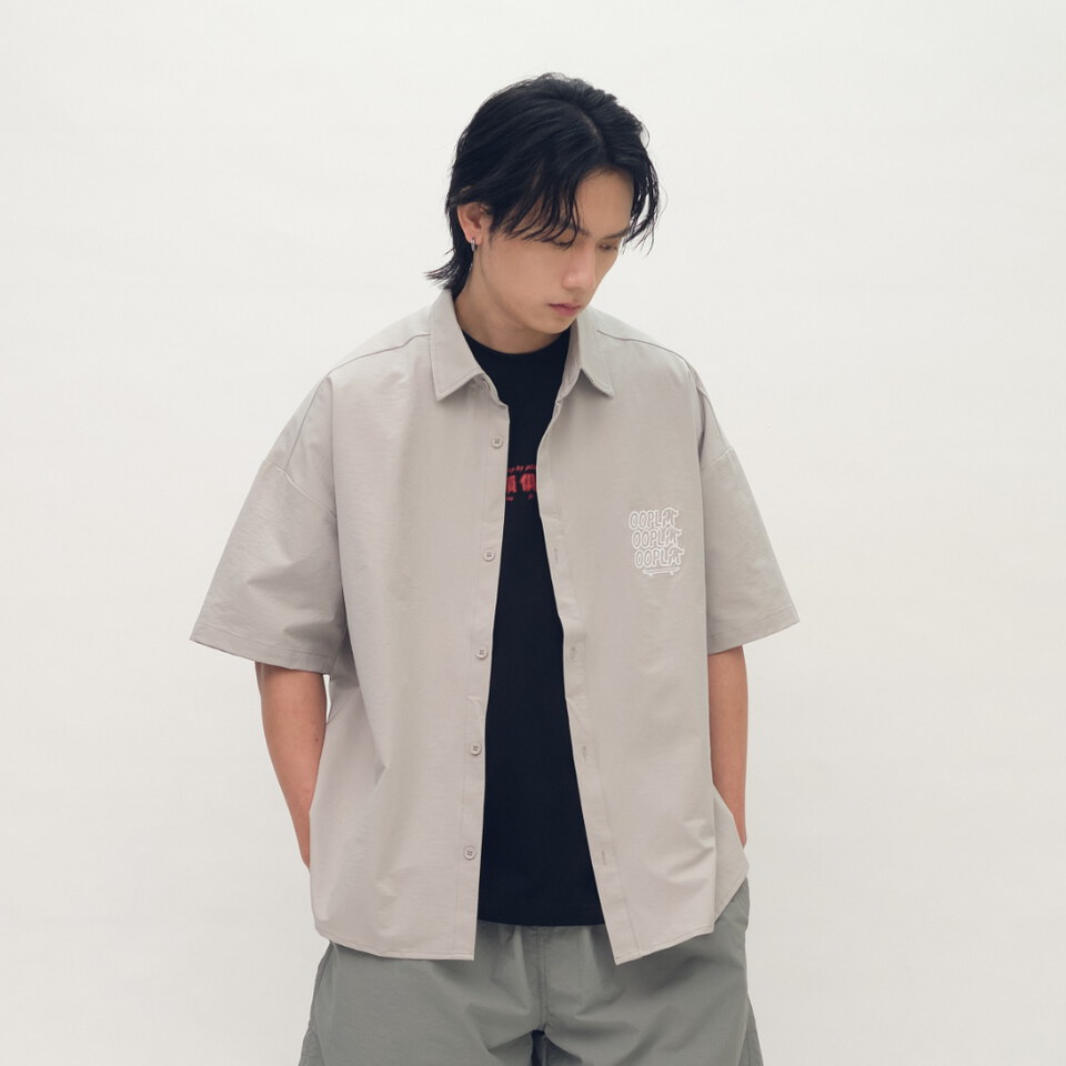 OPM3322-261 臘腸狗狗滑板短袖襯衫