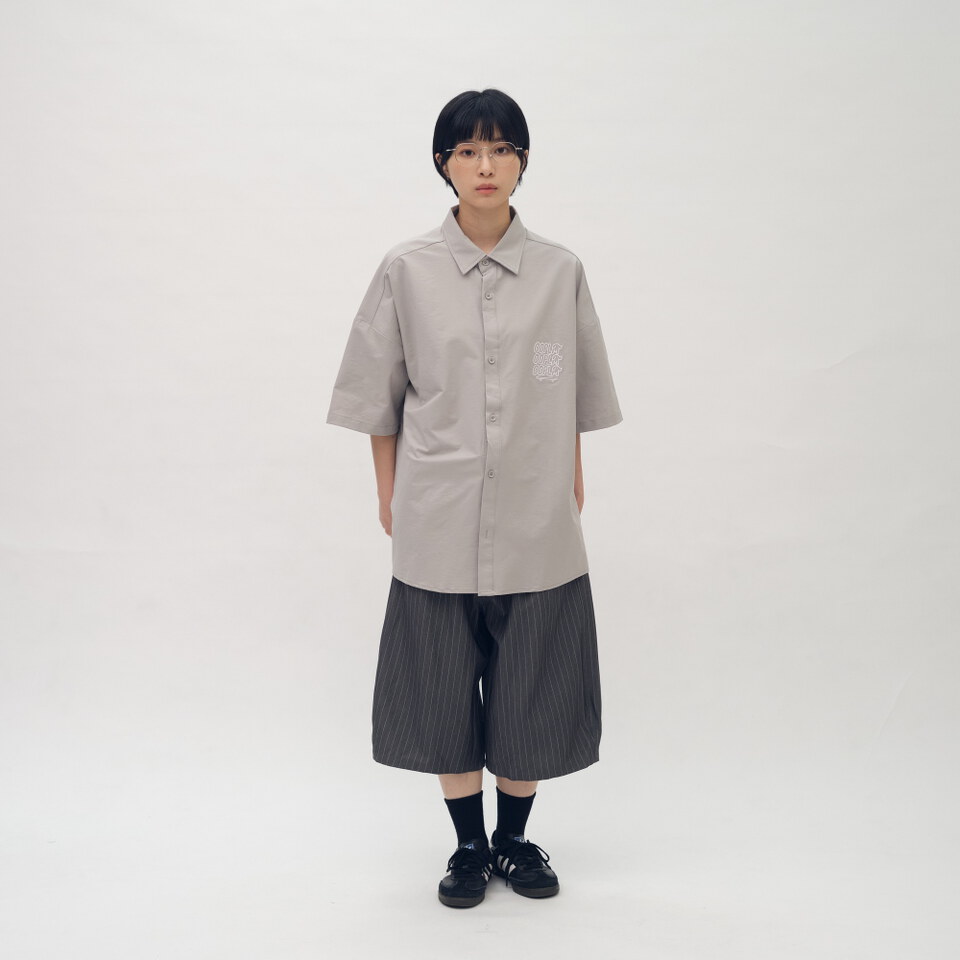 OPM3322-261 臘腸狗狗滑板短袖襯衫