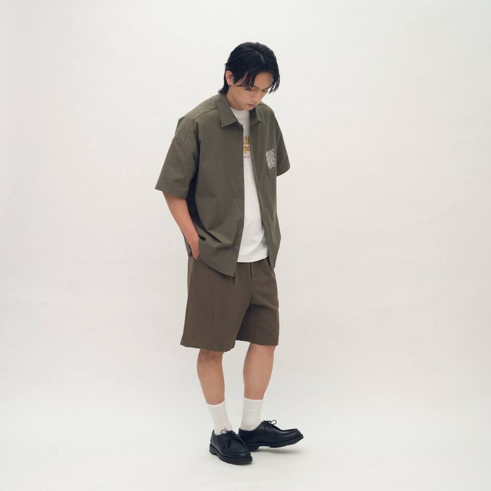 OPM3322-261 臘腸狗狗滑板短袖襯衫