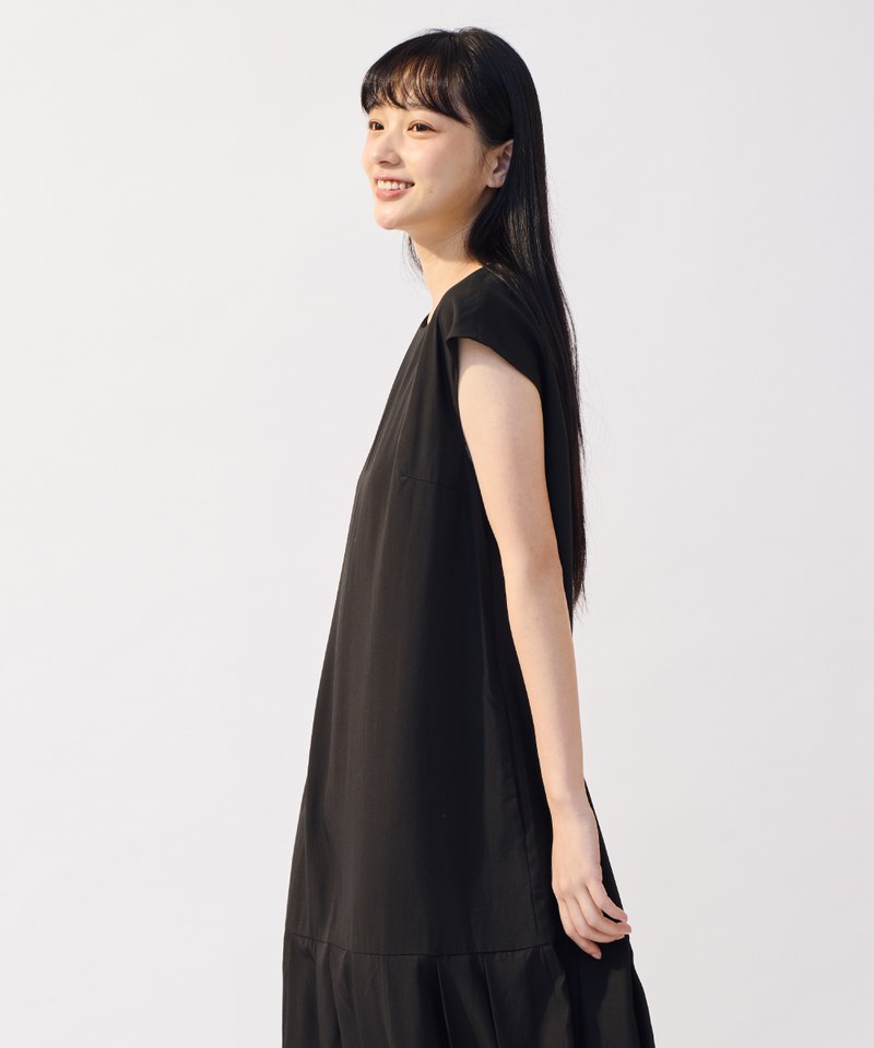 法式袖百褶洋裝