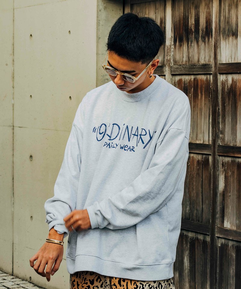 ORDINARY 美式手繪照片大學TEE