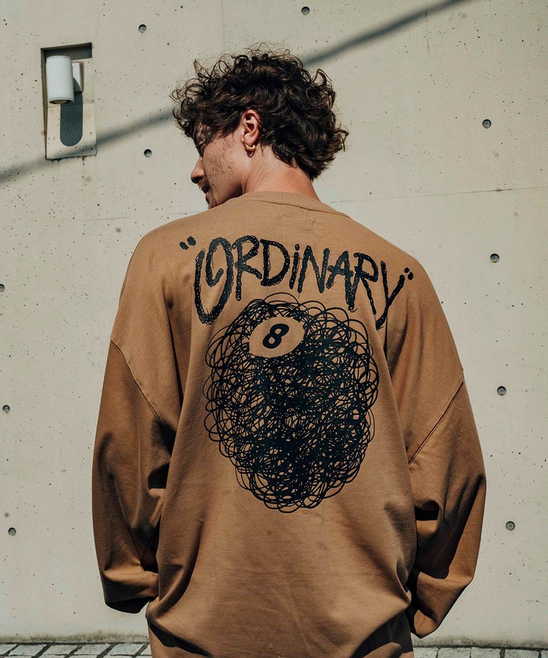 ORDINARY 蠟筆8號球長袖TEE